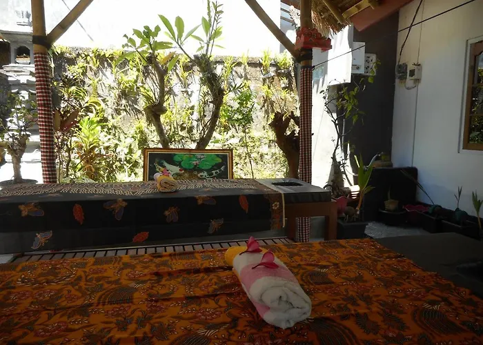 Milla Sidemen (Bali)