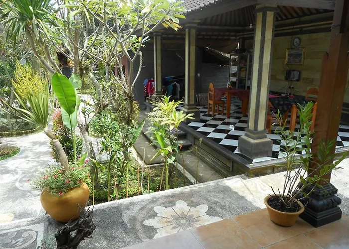 Milla * Sidemen (Bali)